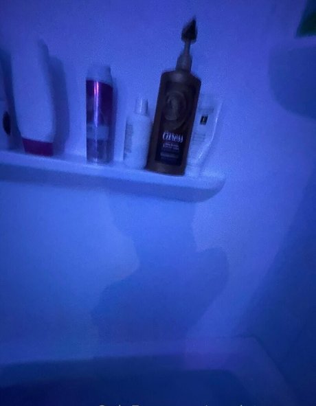 scarletss rose nude actress picture