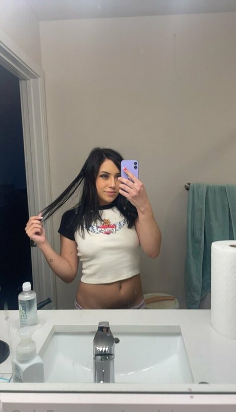 scarletss rose pornographic model pic