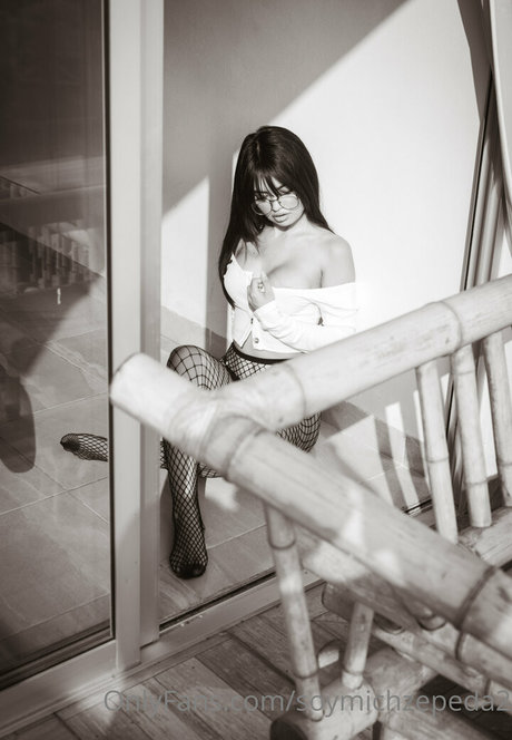 badmiich star hot pic