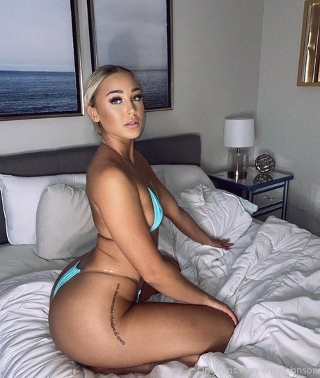 bethanyburke model picture