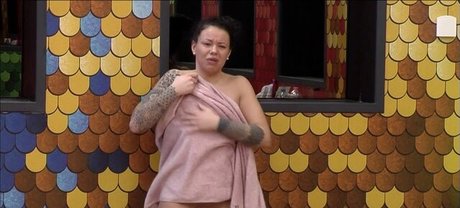 Valo Vilag model naked photo