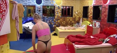 Valo Vilag pornstar art archive