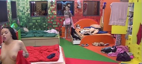 Valo Vilag model high quality picture