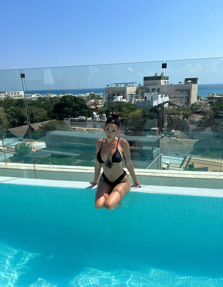 Cora May pornstar nice pic