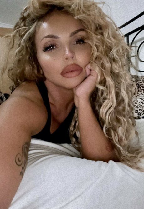 Jesy Nelson sex pornstar pics
