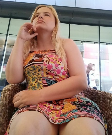 Dejana Savi art actress pics