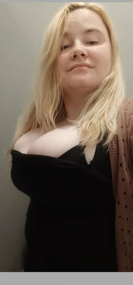 Dejana Savi nude star photos