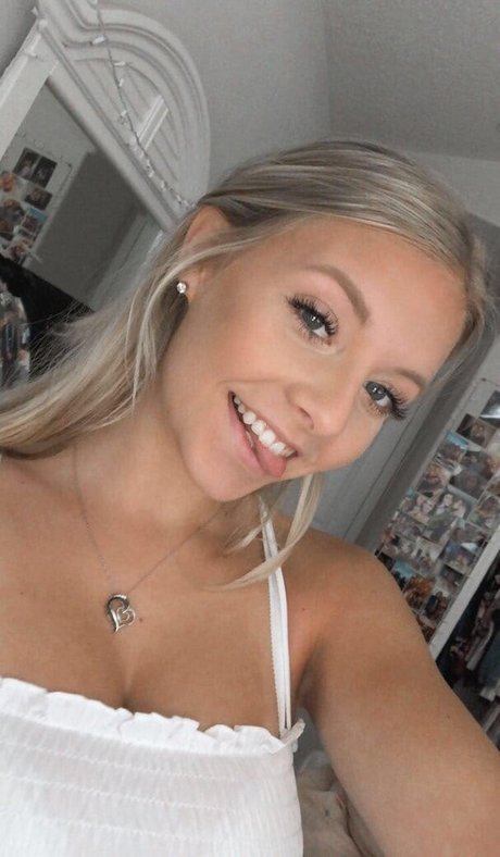 Lydia N xxx star archive