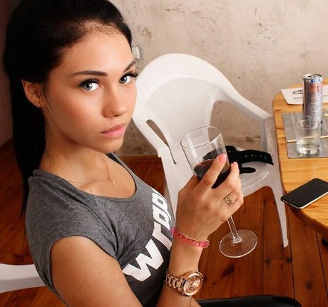 Wrapashouse model sex pictures