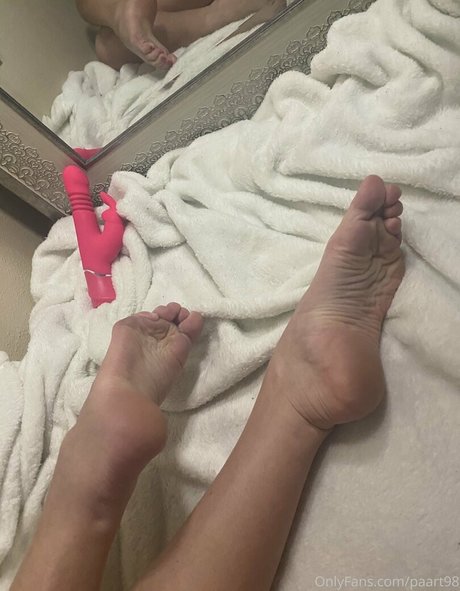 amazon queenie erotic actress pics