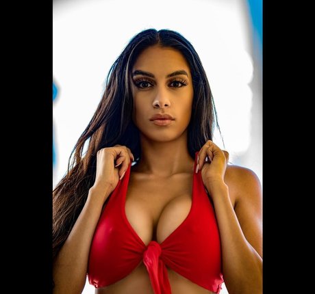 Olivia Rae free actress pictures