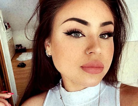 Fiona Schramm nudes star images