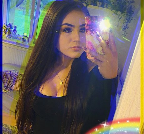 Fiona Schramm model art archive