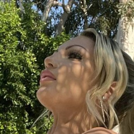 misscarabelle star porn gallery