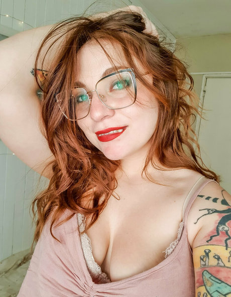 goat redhead naked model images