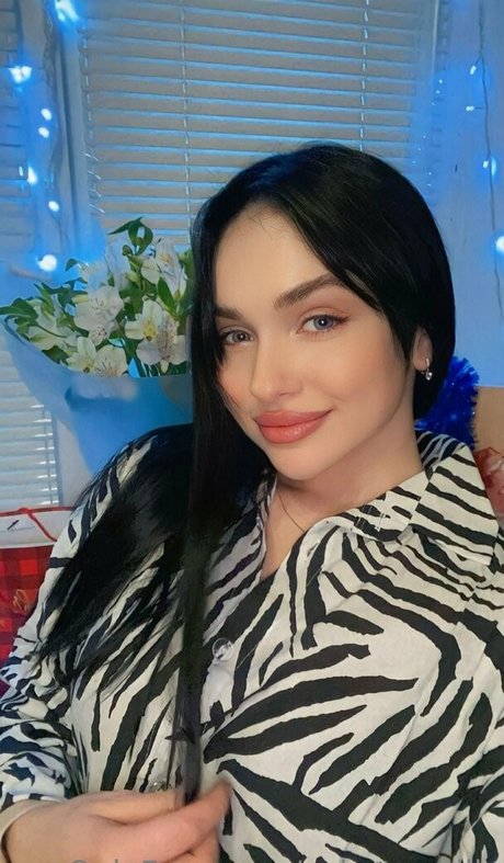 selena mills model erotic image