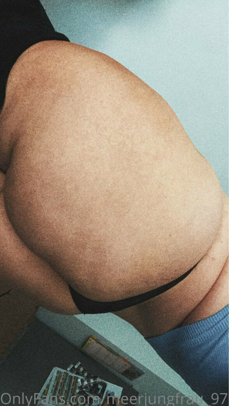 Meerjunqfrau__97 exclusive actress pics