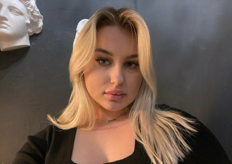 fluffy bun perfect model photo