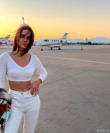 allwene free model top gallery