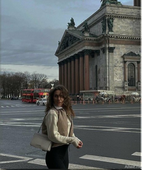 allwene free pornographic model img