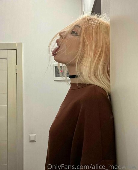 alice hot xxx sexy star picture