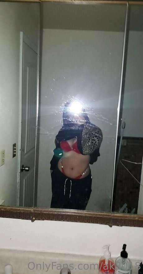 ak2018 star erotic image