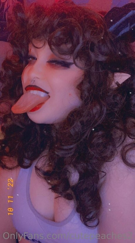 cutepeaches2 model naked galleries