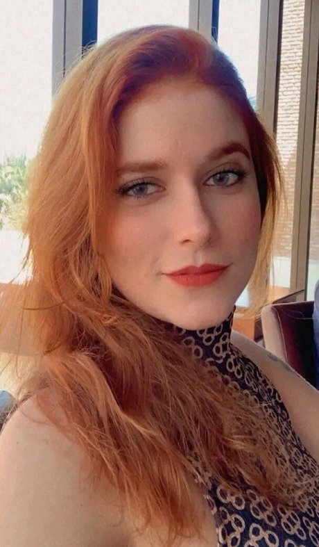 Amanda Liz model erotic pic