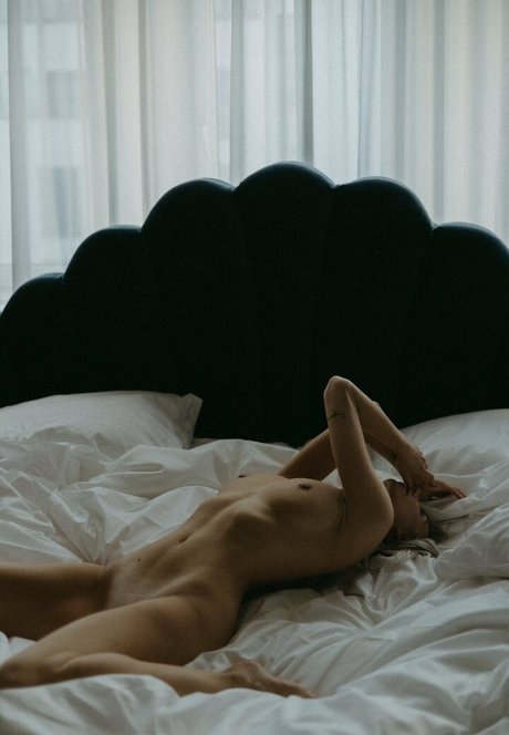 Viktoria somebody naked pornstar img