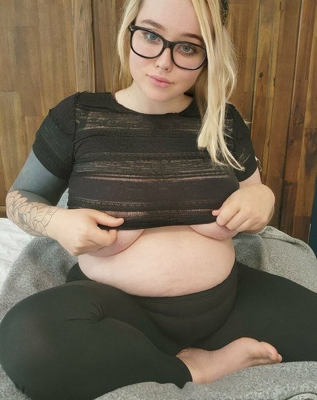 elanorose best model pic