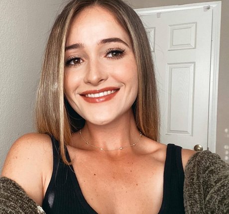 Lily Wichern model pornographic image