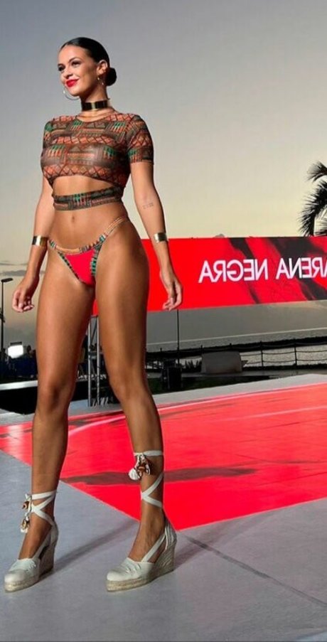 Tania Deniz erotic model picture