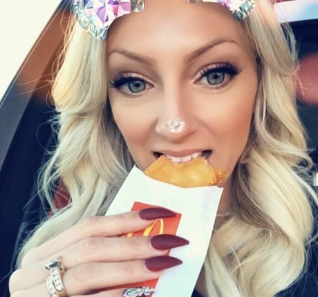 Michelle Pimer exclusive model image