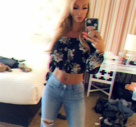 Michelle Pimer star sex photo