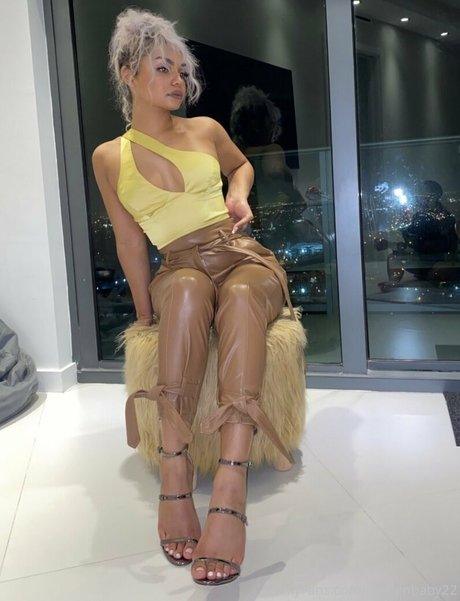 exoticbabe18 pornstar naked pictures