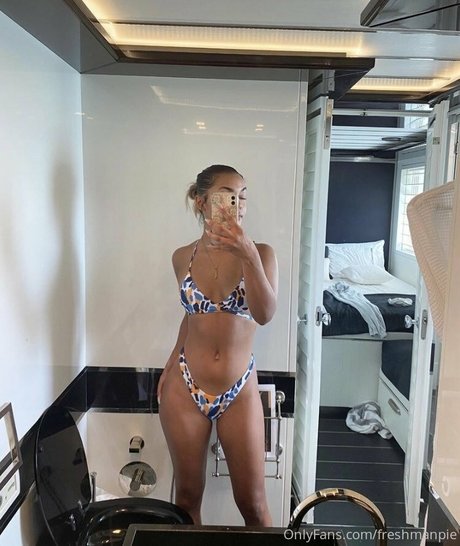 exoticbabe18 top star gallery