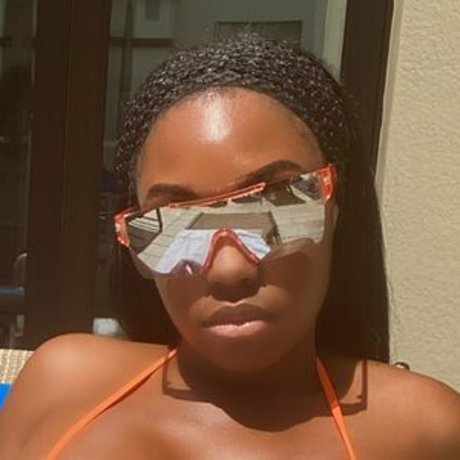 chawandaxoxo model xxx galleries