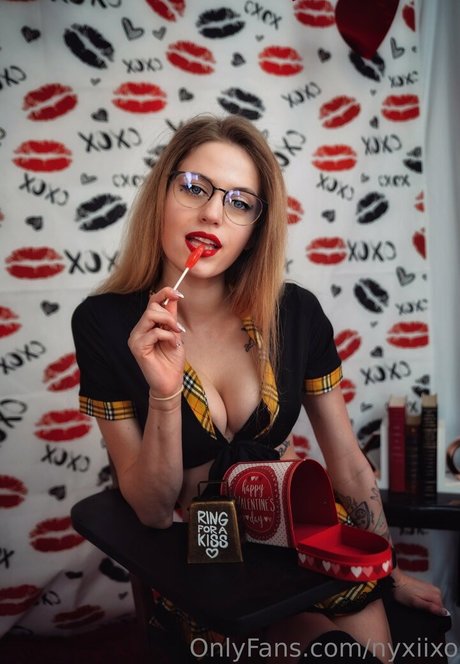 nyxiixo model porn pictures