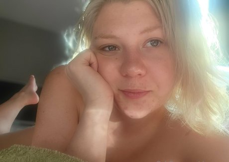 shaeswan model adult img