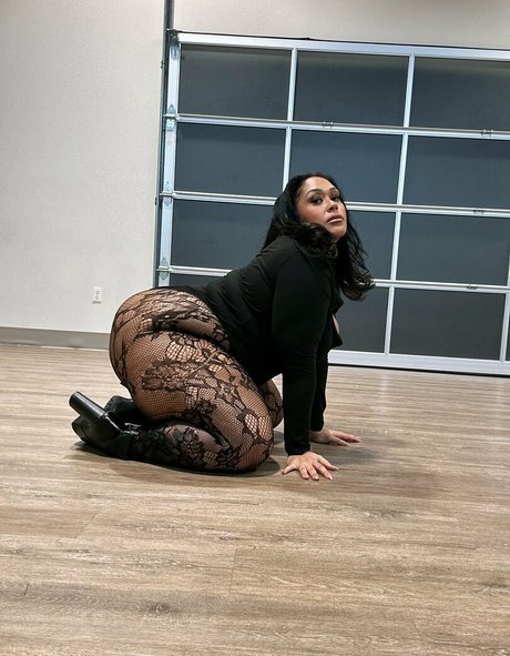 thickfancy star pornographic pic