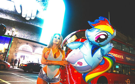 Sassy 333 nude actress pics