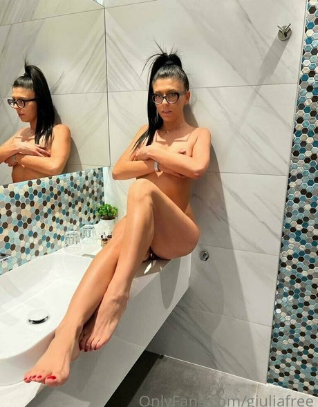 giuliafree model sex photos