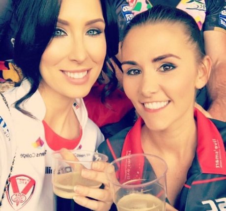 Michelle Fenwick pretty model images