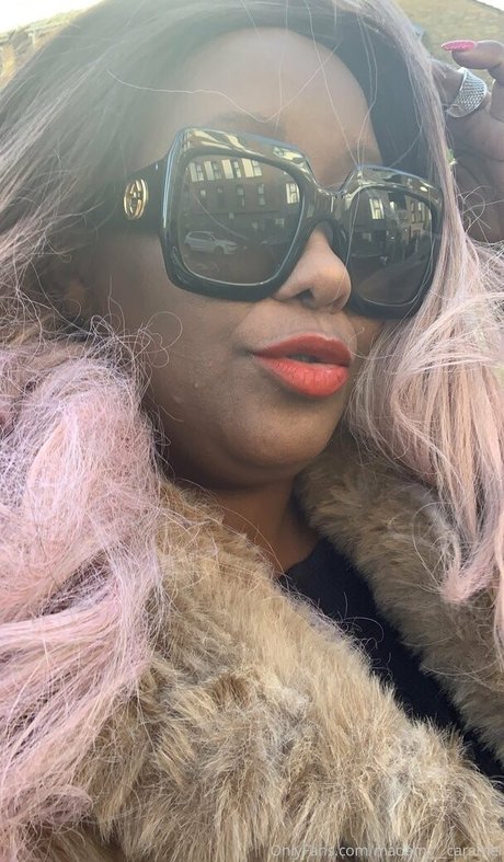 madam___caramel pornographic star image