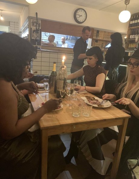 madam___caramel porn star pic