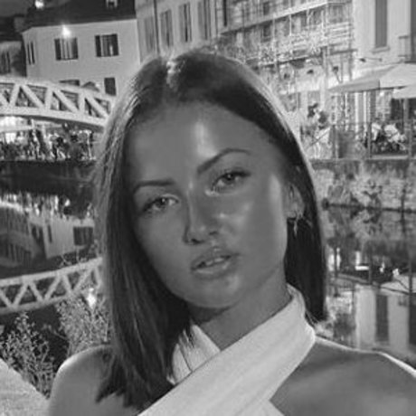 Agathe Bailleul pretty star gallery