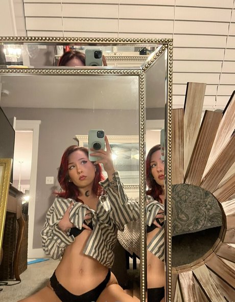 auroraredd high quality actress pic