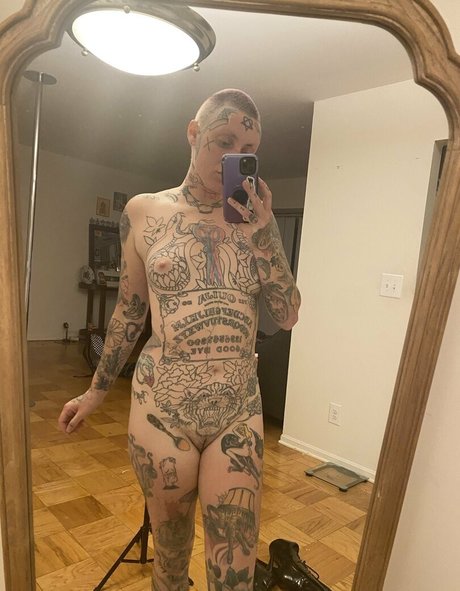 quad awful star photos