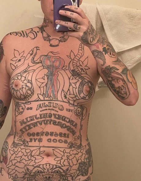 quad awful hot star galleries