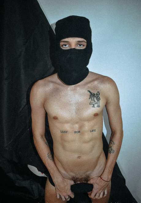 heyokihey00 nude star photos